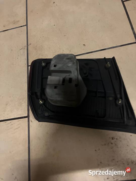 Lampa tyl w klape mazda 626 kombi Margonin