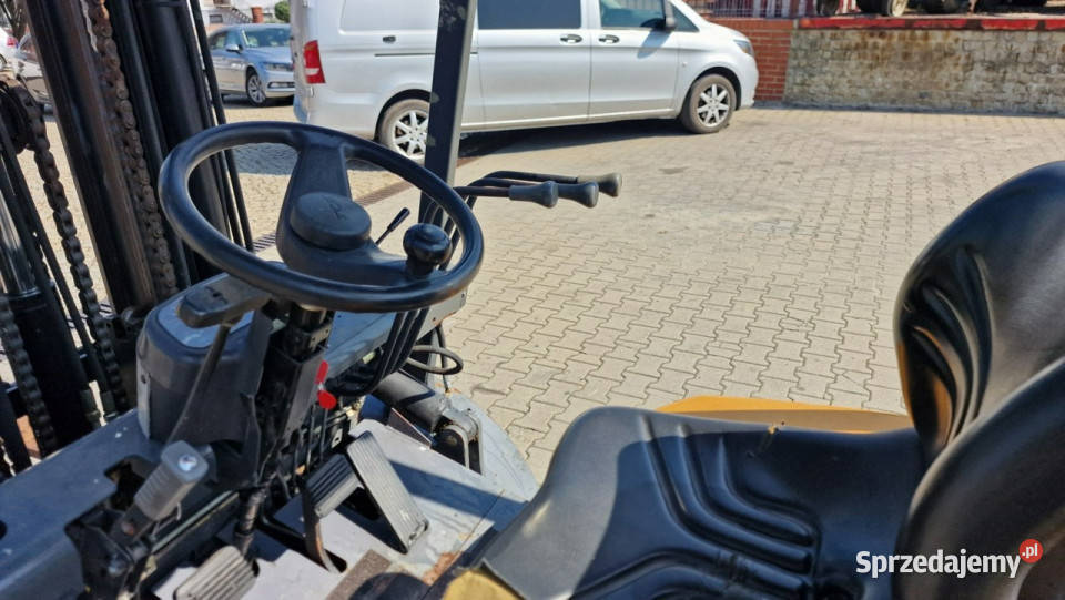 wózek unoszący TCM TCM FG30N5T wózek widłowy Głogówek