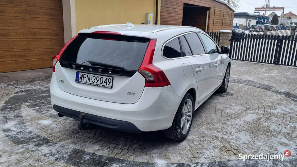 Volvo V60 D5 Skóry Xenon 163 Serwis Bogate ESP