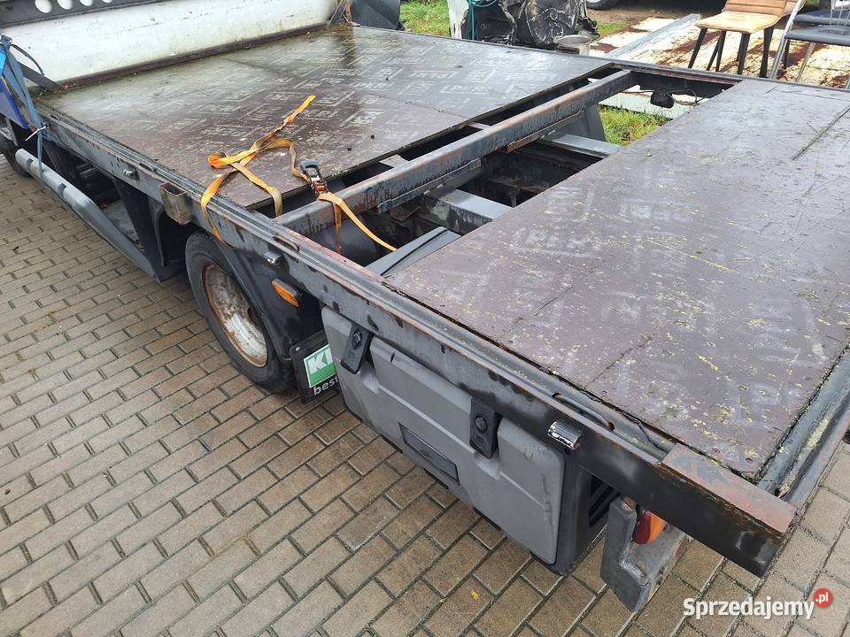 Mitsubishi Canter fuso doka nieuszkodzony