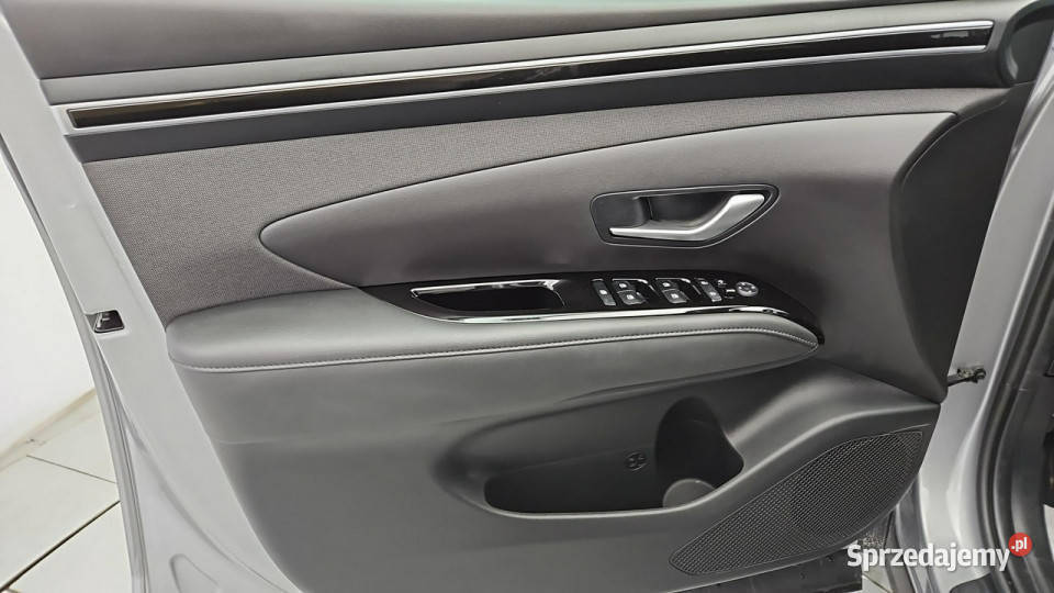 Hyundai Tucson 16 TGDi HEV Executive 4WD Z podgrzewane fotele mazowieckie Warszawa