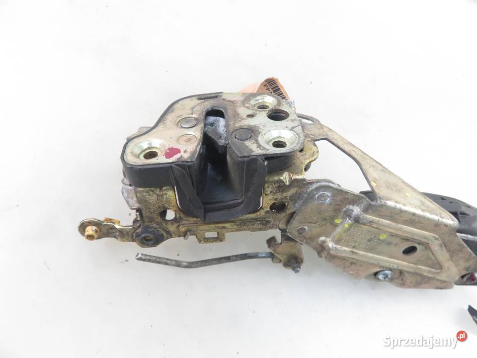 ZAMEK LEWY PRZEDNI OPEL OMEGA A 90277866 osobowe