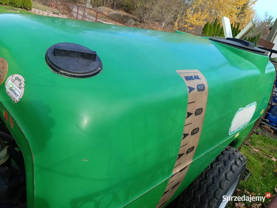 Opryskiwacz sadowniczy włoski 1600L nieuszkodzony Zaczepiane Annopol