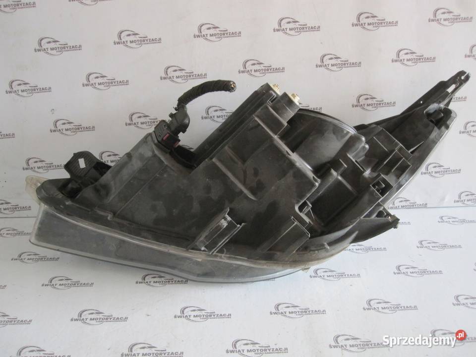 INSIGNIA A I LIFT 16r lampa prawa przód 39031210 Rok produkcji 2016 świętokrzyskie sprzedam