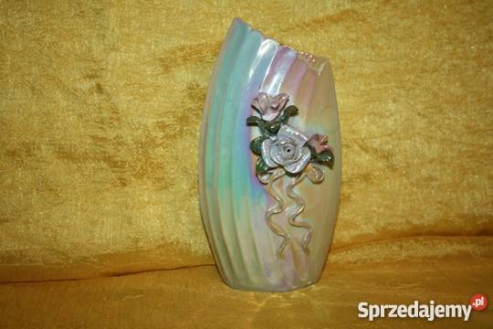 Śliczny wazonik opalizujący z kwiatkami Porcelana i szkło