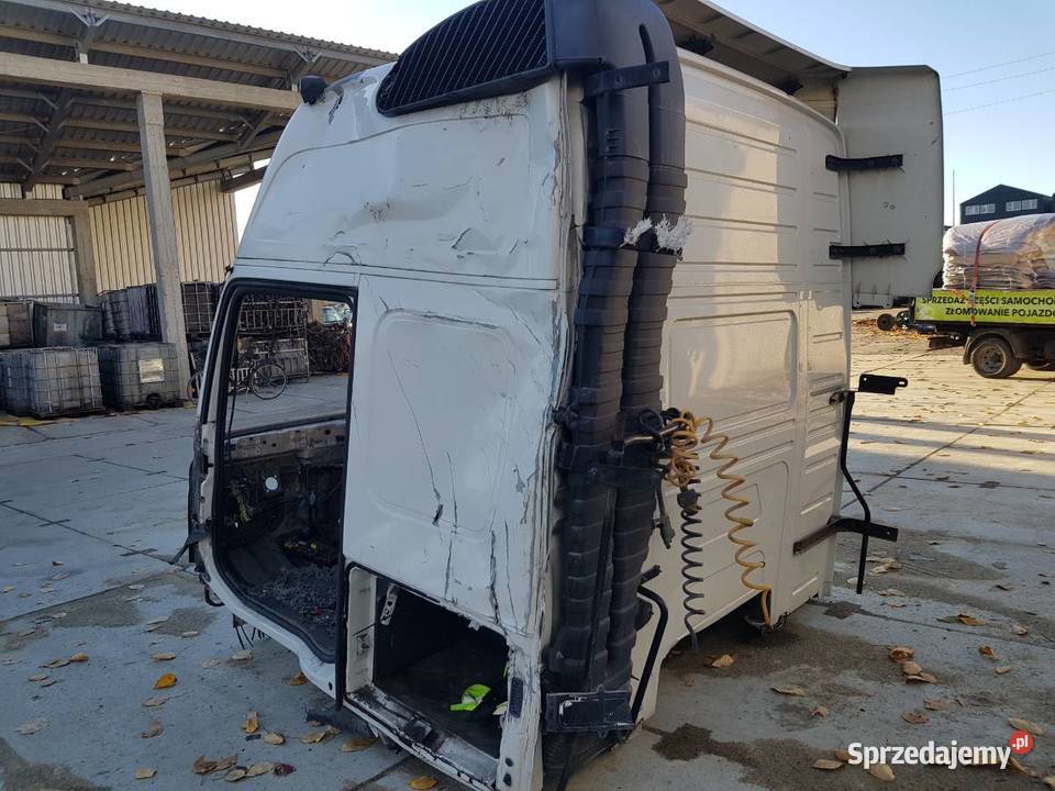 KABINA ĆWIARTKA PRAWA VOLVO FH 128 460 Części samochodowe