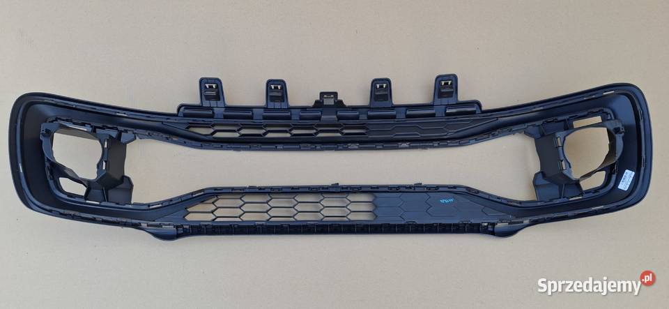 VW UP LIFT 16 KRATKA ZDERZAKA ATRAPA RAMKA Bieleń sprzedam
