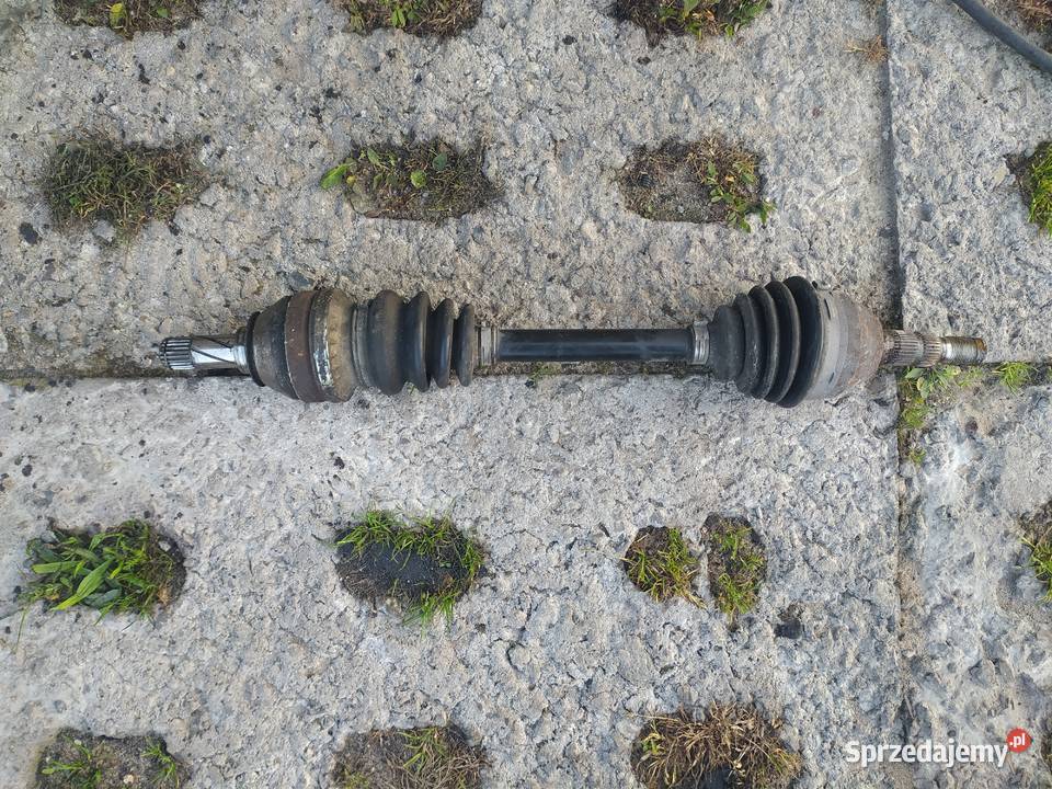 Lewa półoś Opel Zafira B 1618 benzyna