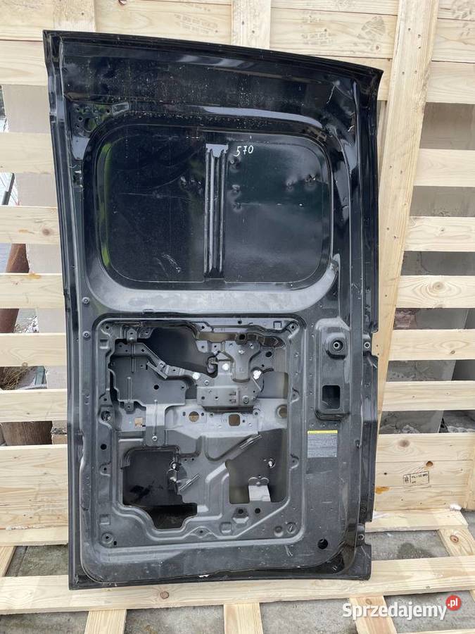 Drzwi tył tylne lewe Nissan NV 200 łódzkie Zduńska Wola