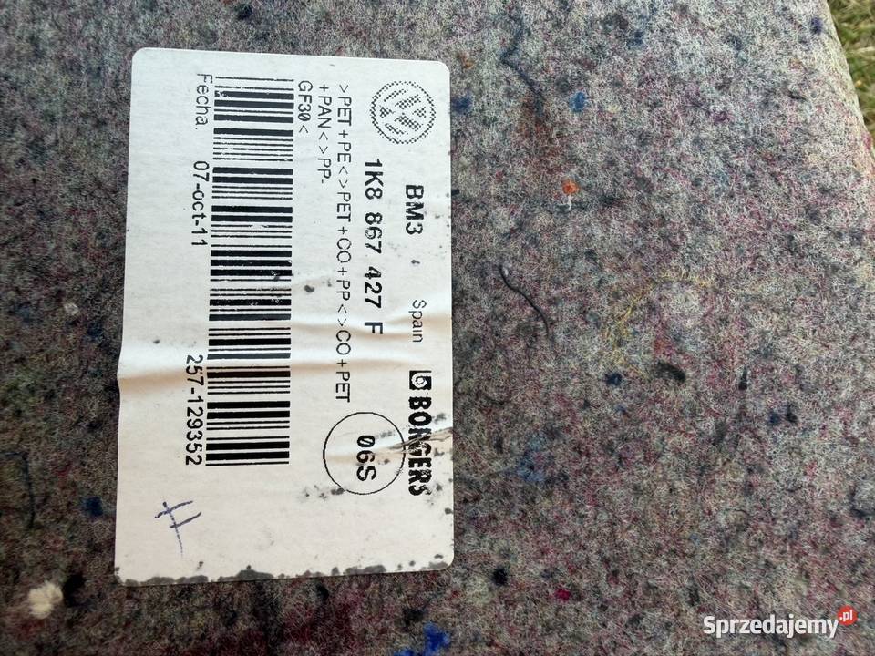Boczki bagażnika VW Scirocco R 2011 OEM komplet benzyna Pyskowice
