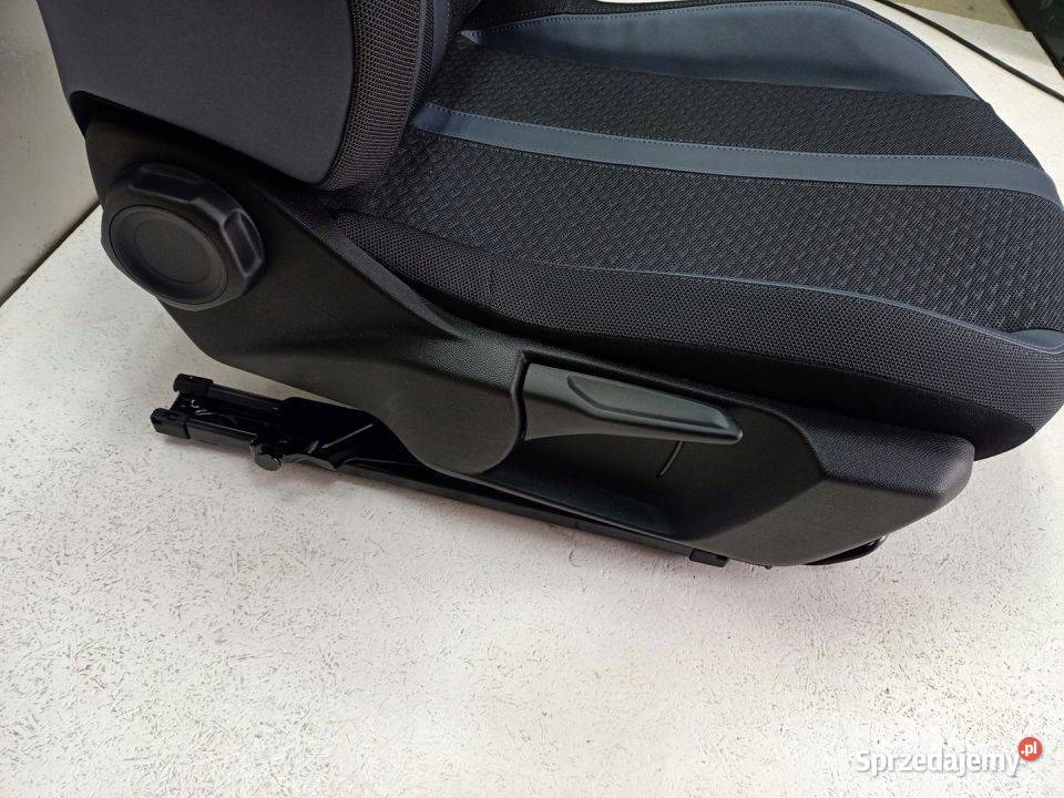 FOTEL PASAŻERA PRAWY PRZÓD PEUGEOT 2008 II 2020R Pozostałe Motoryzacja Skarżysko-Kamienna