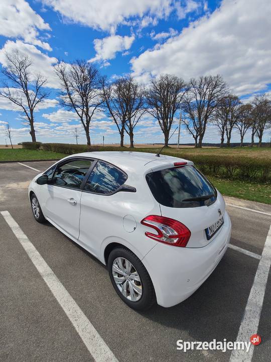 Peugeot 208 Led Tablet Rok produkcji 2014 Olsztyn