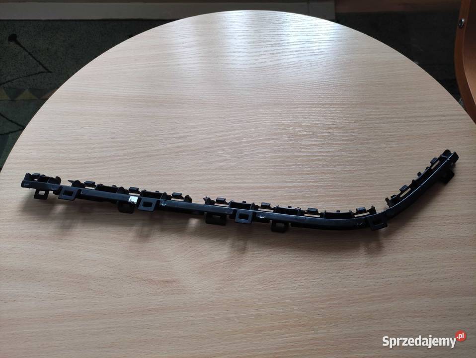 Ślizg zderzaka tył listwa lewa VW Jetta Rzeszów sprzedam