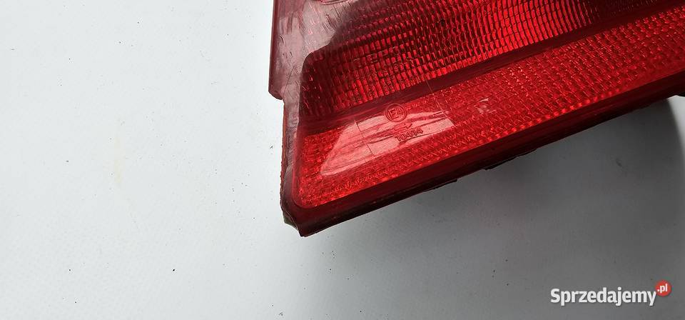 Lampa prawa tył mercedes w210 sedan lift Zbąszyń