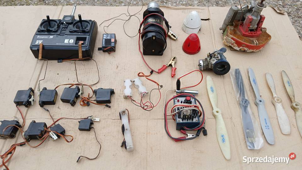 Nadajnik i odbiornik dwa silniki modelarskie