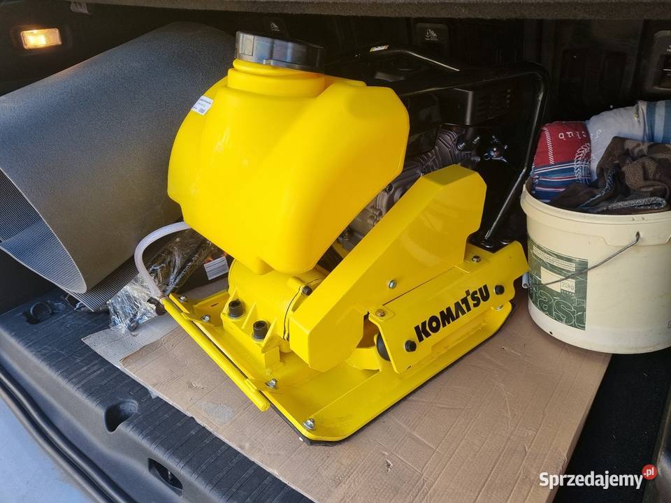 Zagęszczarka komatsu ztc 757 Sprzęt i akcesoria budowlane Kobyłka