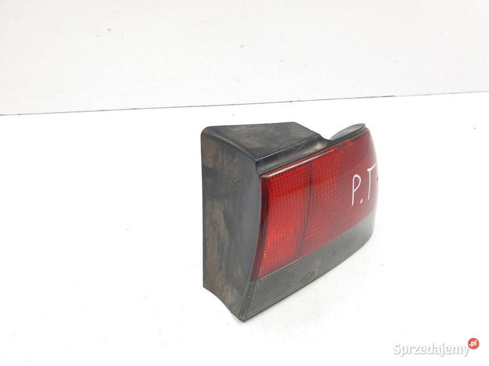LAMPA PRAWA TYŁ SAAB 900 Lipno