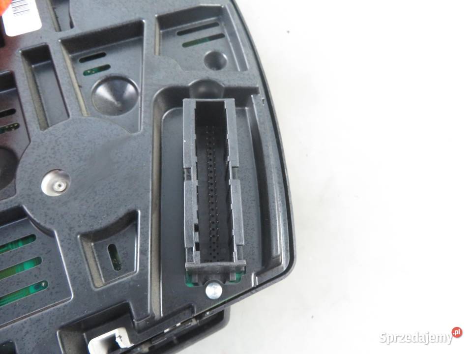 LICZNIK OPEL ASTRA III H GTC 17 CDTi 13216676NX osobowe sprzedam