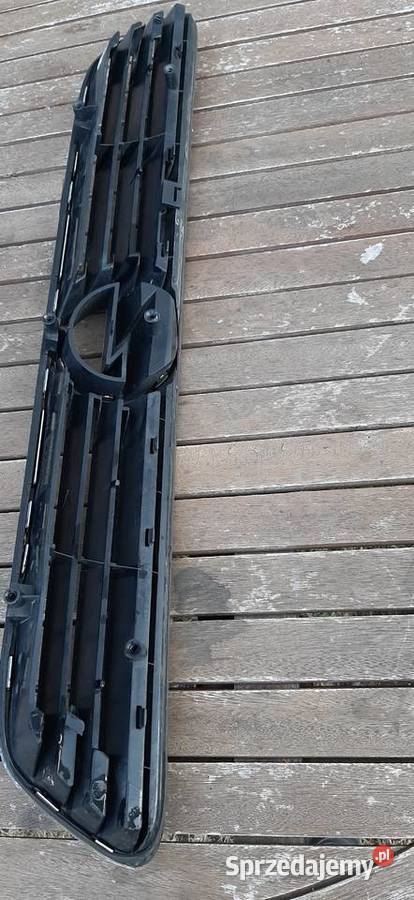 Grill Atrapa Opel GM wysyłka oryginał Karoseria