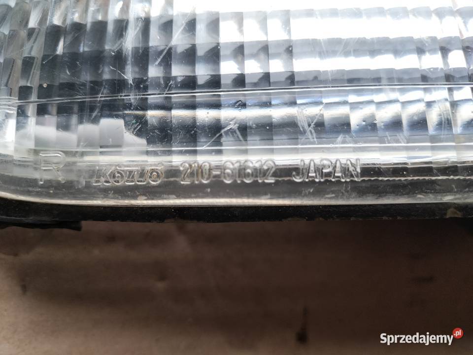 KIERUNKOWSKAZ MIGACZ PRAWY MAZDA 626 21061612 Kamień-Kolonia