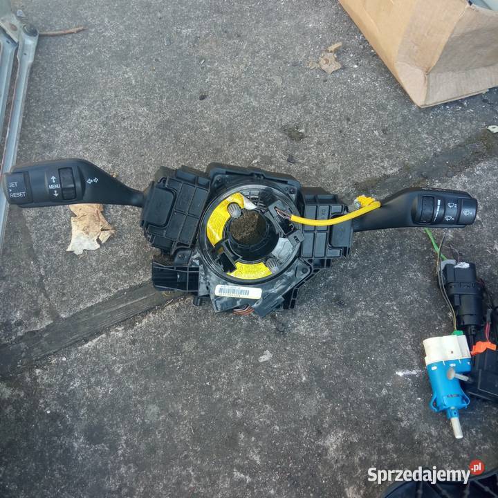 Drzwi lewe ford Focus MK2 polift 2010 srebrne 0 osobowe