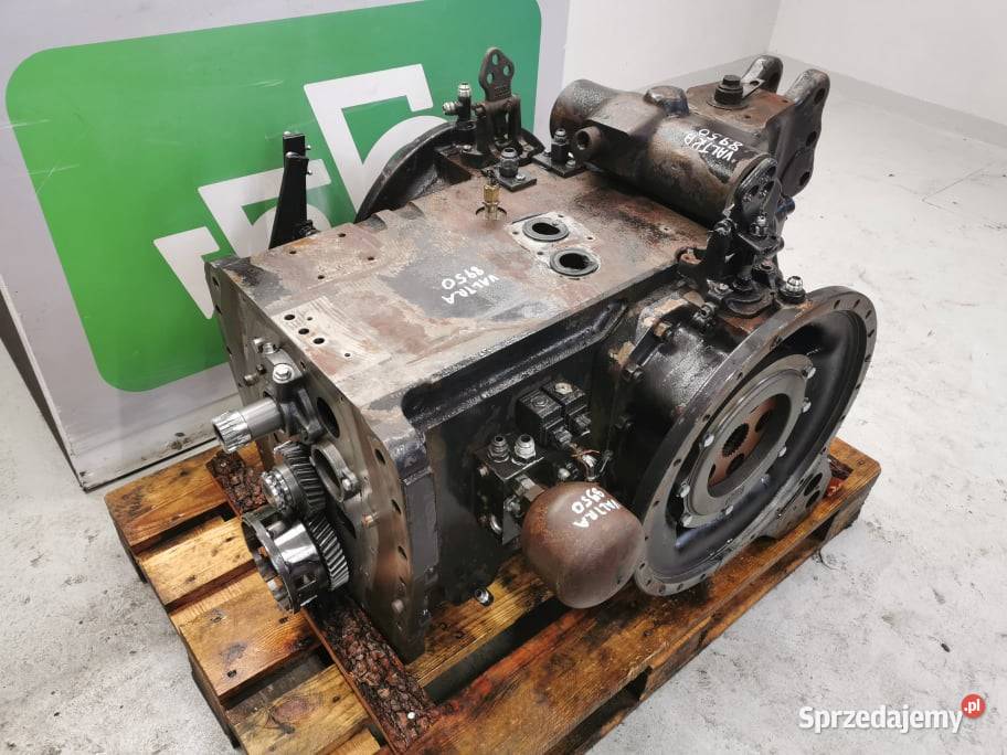 Atak Valtra 8950 Tył