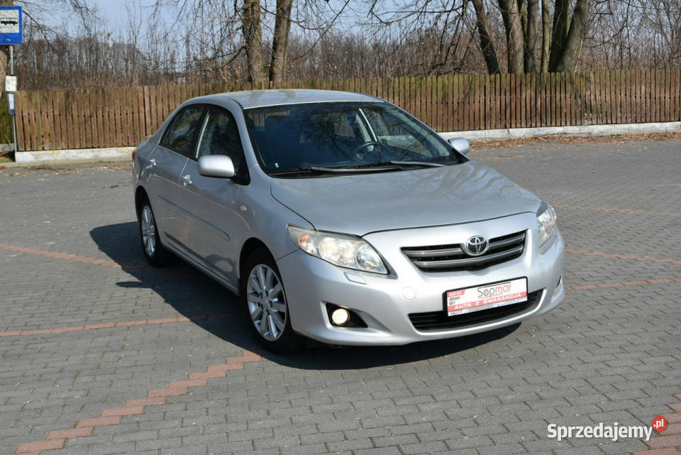 Toyota Corolla 16Benzyna VVTi 132 2009r SALON 206000km