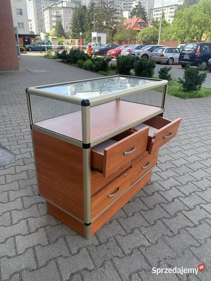 Gabloty likwidacji zakładu zegarmistrzowskiego Warszawa