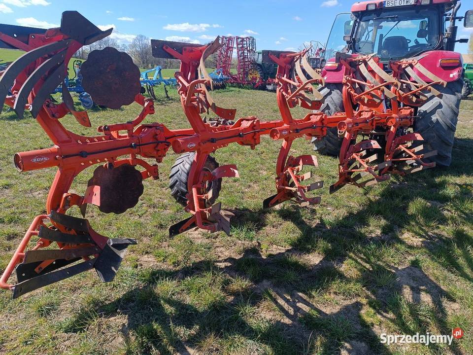 Pług Kuhn Varimaster 123 2015 1220 Suwałki sprzedam