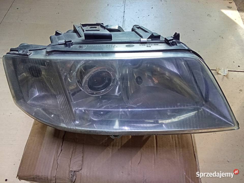 Audi A6 C5 reflektor prawy orginal kompletny Kamieniec Wrocławski sprzedam