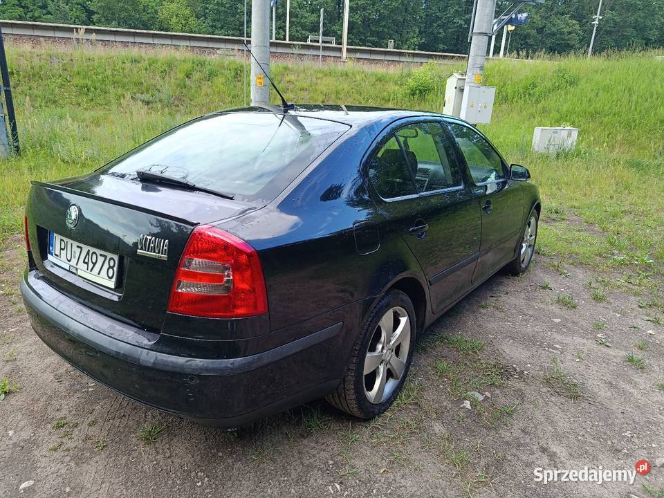 Sprzedam Skodę octavia II 2004 roku elektryczne szyby sprzedam