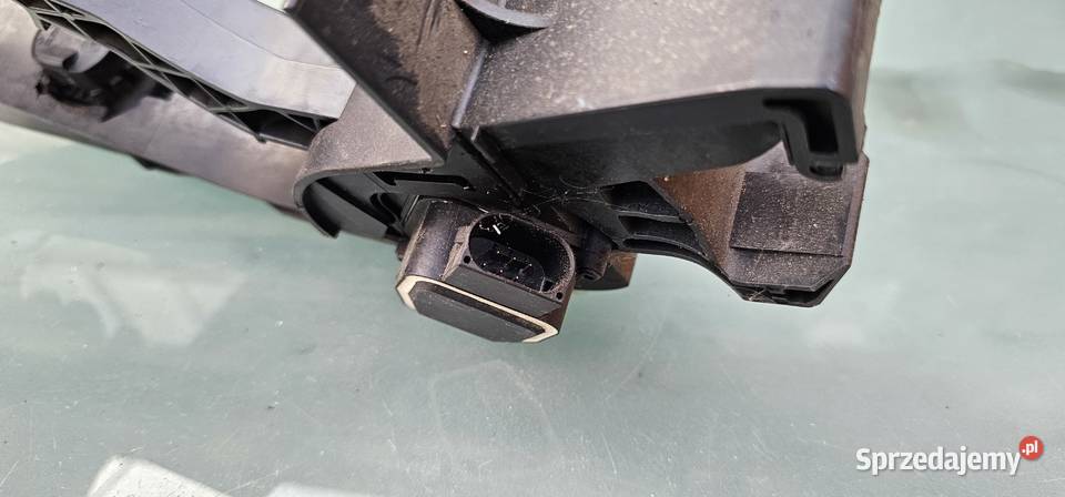 Pedał gazu potencjometr mercedes w203 2033000104 Zbąszyń
