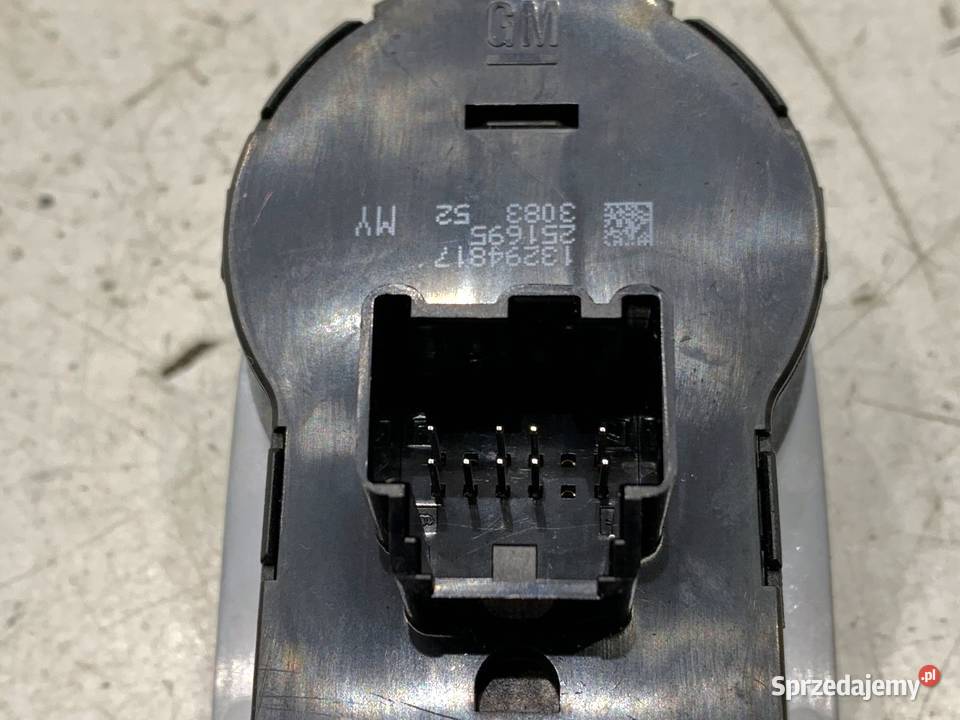 WŁĄCZNIK ŚWIATEŁ OPEL ZAFIRA C 13294817 PRZYCISK podkarpackie