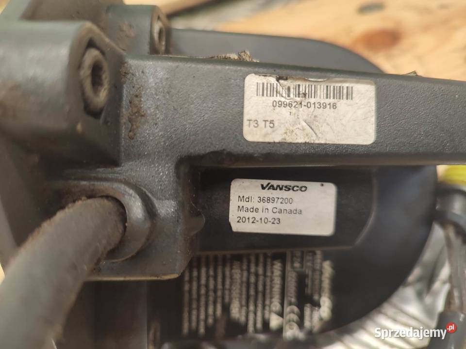 Radarowy czujnik prędkości Valtra N163 740030A Wilkowo