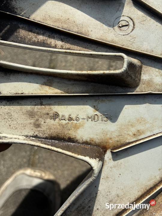 Oryginalny kołpak Nissan 16 Mikołów sprzedam