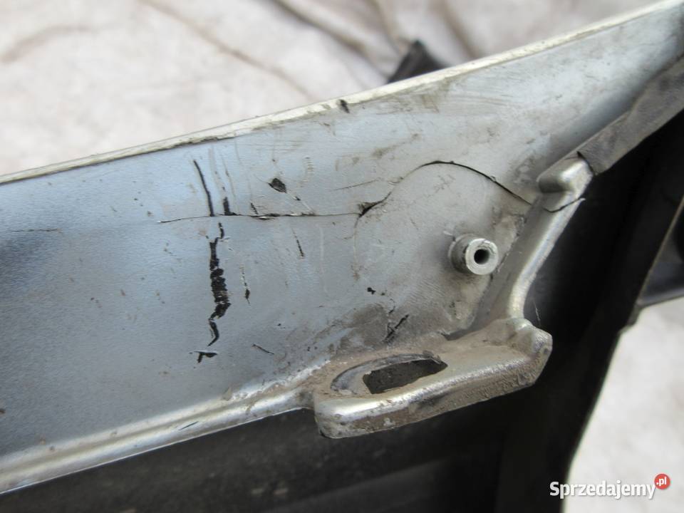 BŁOTNIK PRAWY PRZÓD RENAULT LAGUNA 2 II Ruda Śląska