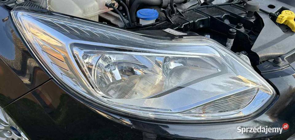 FORD FOCUS MK3 LAMPA REFLEKTOR PRAWY PRZÓD mazowieckie Radom
