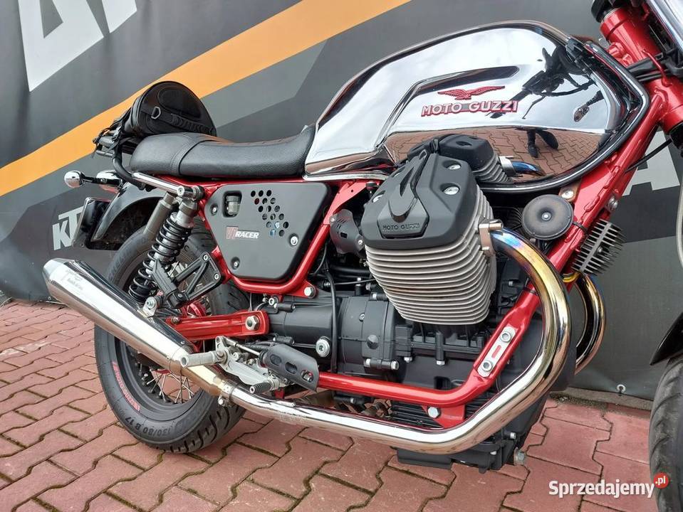 Moto Guzzi V7 2014