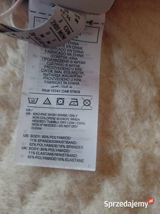 3840 ADIDAS Biało czerwony top fitness bokserka małopolskie