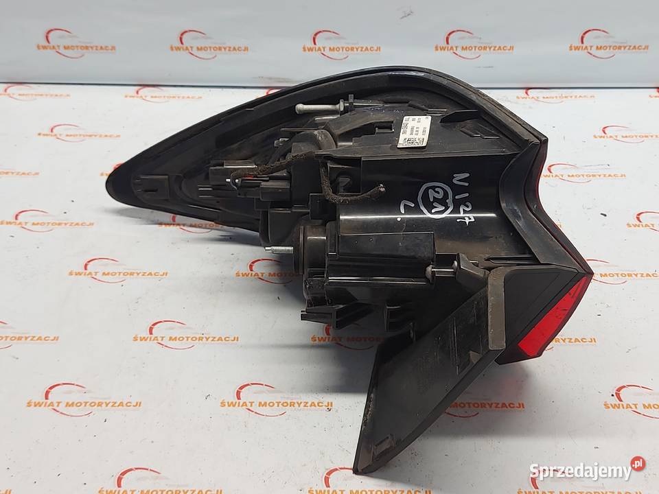 OPEL ASTRA K 18r lampa lewa tył 39015943 Lampy tylne świętokrzyskie
