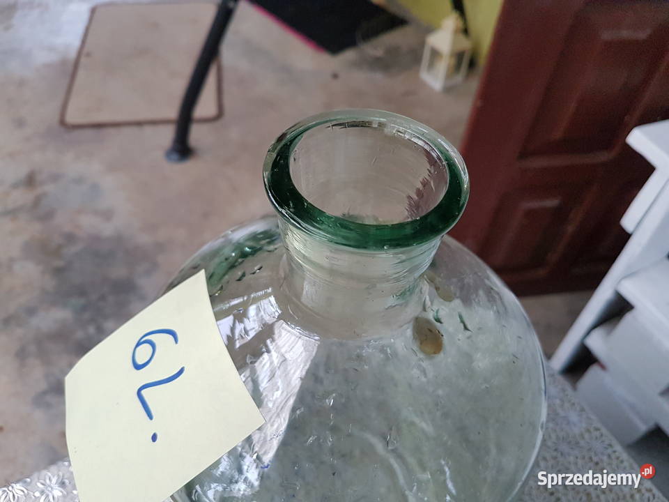 Banki szklane na wino