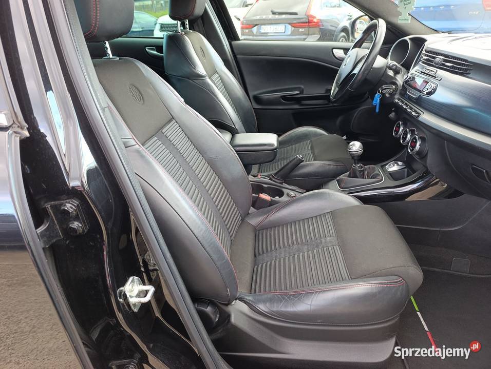 Hatchback 5d 14 TB 16v 120 Salon Polska Manual2 manualna Warszawa