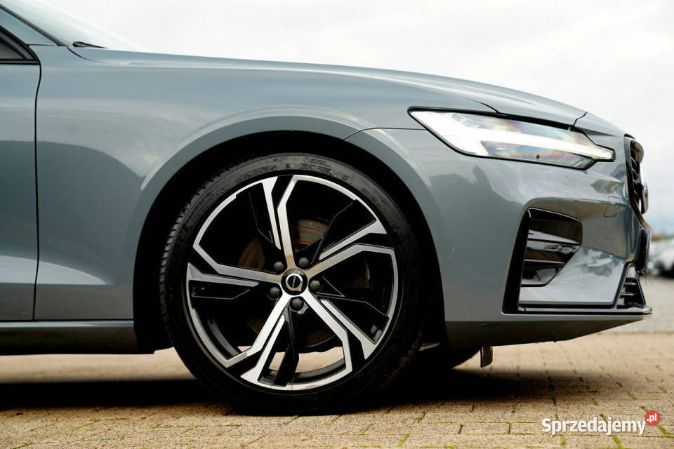 Volvo V60 R DESIGN acc FUL LED skóra nawi ALUSY ABS