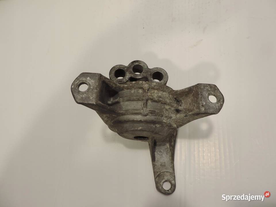 ŁAPA PODUSZKA MOCOWANIE SILNIKA 90575772 OPEL