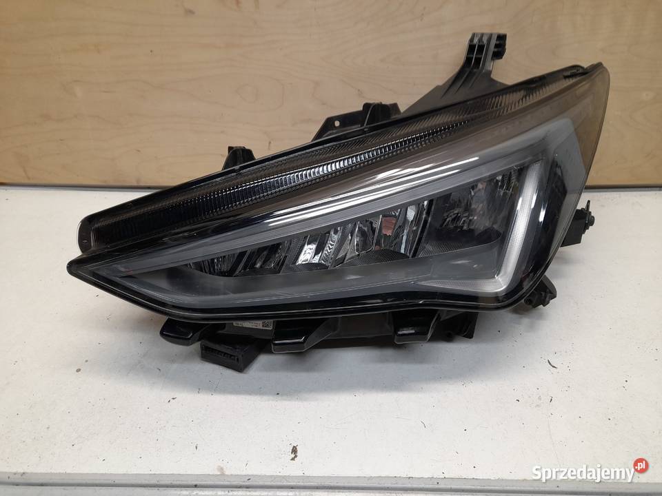 LAMPA PRZÓD LEWA CUPRA BORN FULL LED 10F941007H Lampy przednie Goleniów