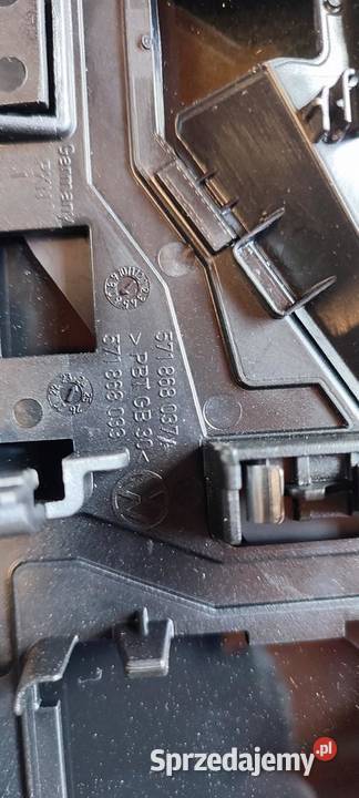 VW TAYRON SZYBA CZOŁOWA PRZEDNIA 571845011N