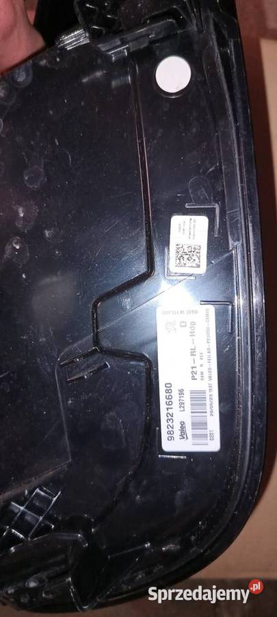 PEUGEOT 208 II LAMPA PRAWA TYŁ LED 9823216680 osobowe
