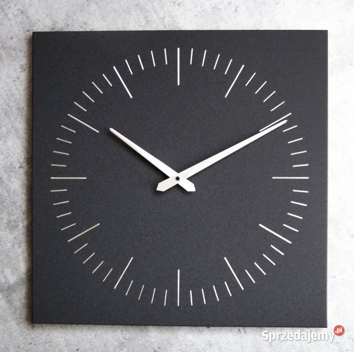 Oryginalny zegar ręcznie grawerowany na blasze Sandomierz