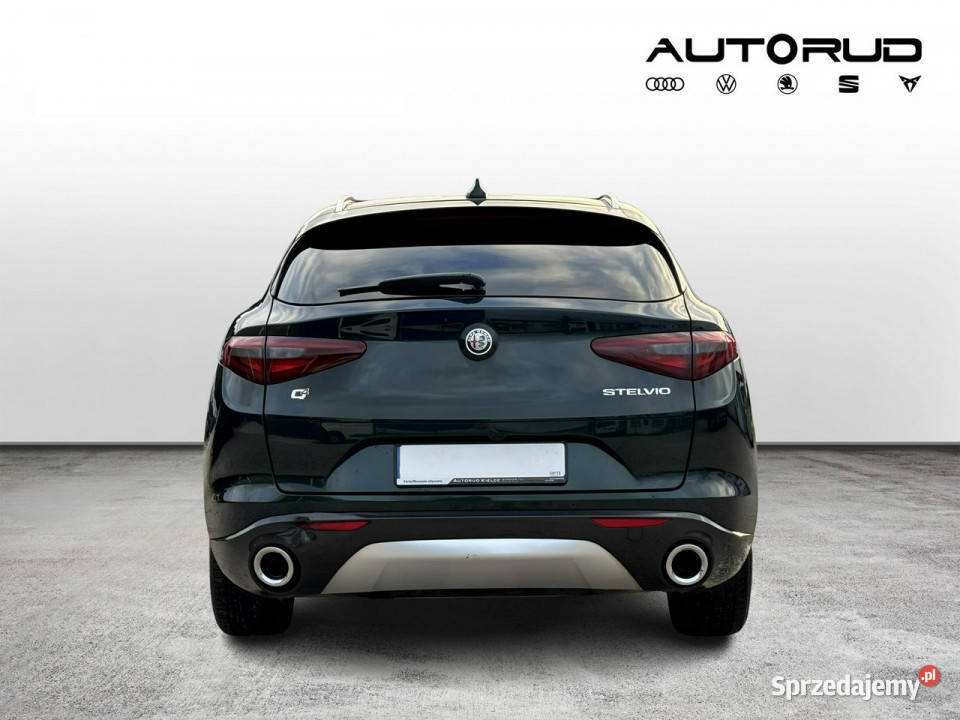 Alfa Romeo Stelvio Super 20 Turbo 16V 200 AT8Q4 Kielce
