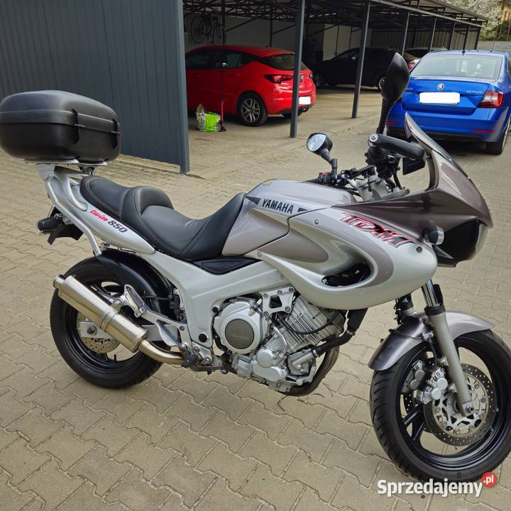 Yamaha TDM 850 zadbana srebrny